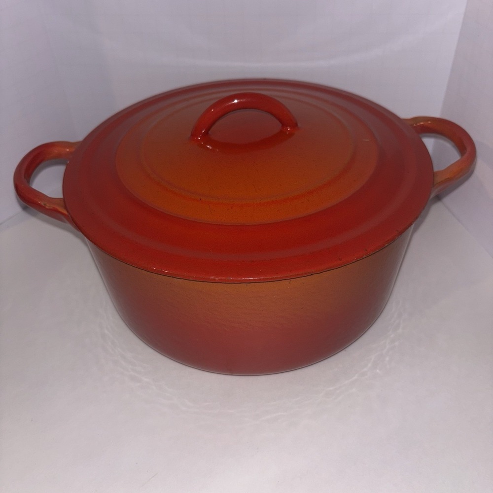 Vintage Cousances Le Creuset 8 Inch Dutch Oven Flame Orange